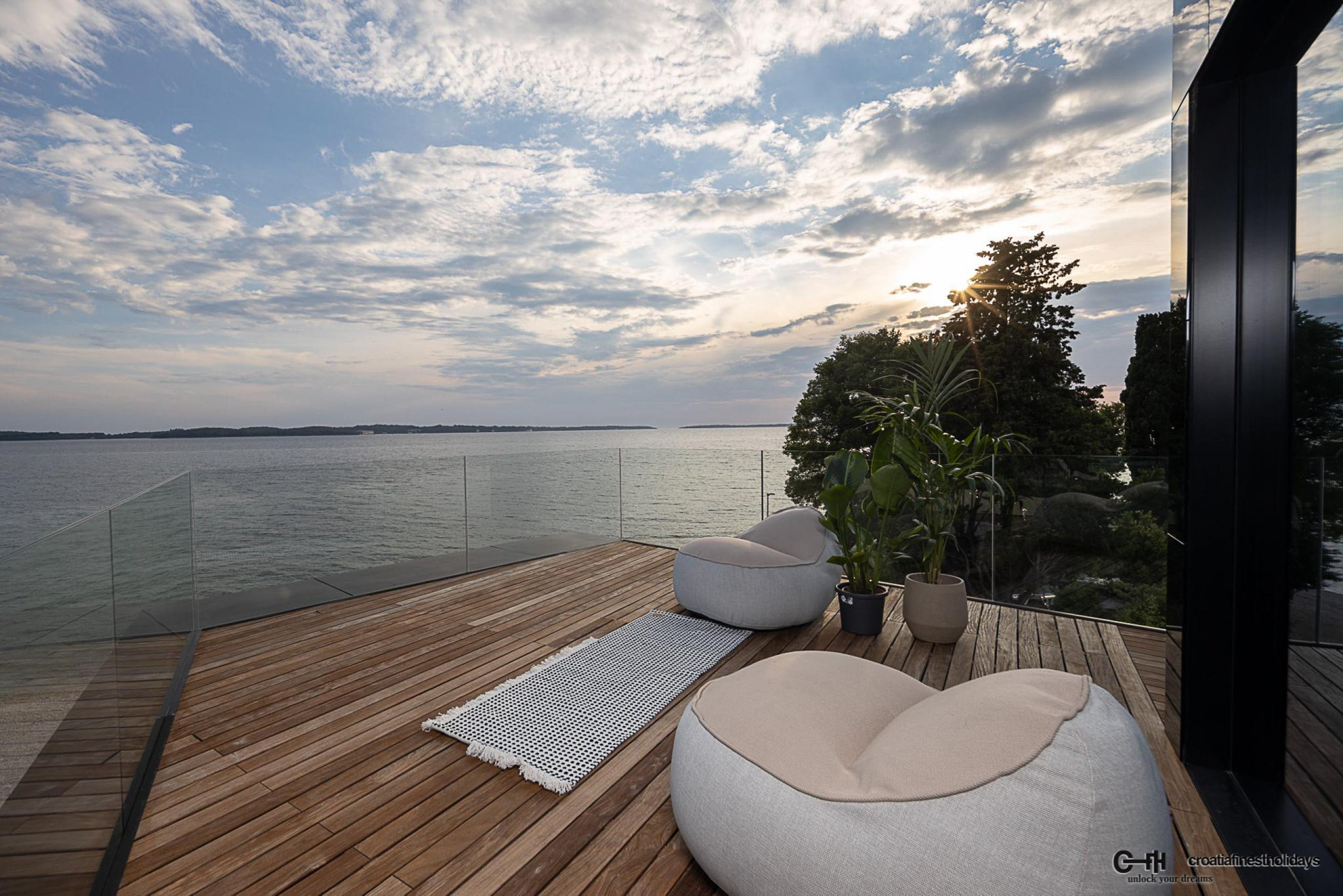 Breathtaking view of luxury seafront Villa Antal in Istra Pula