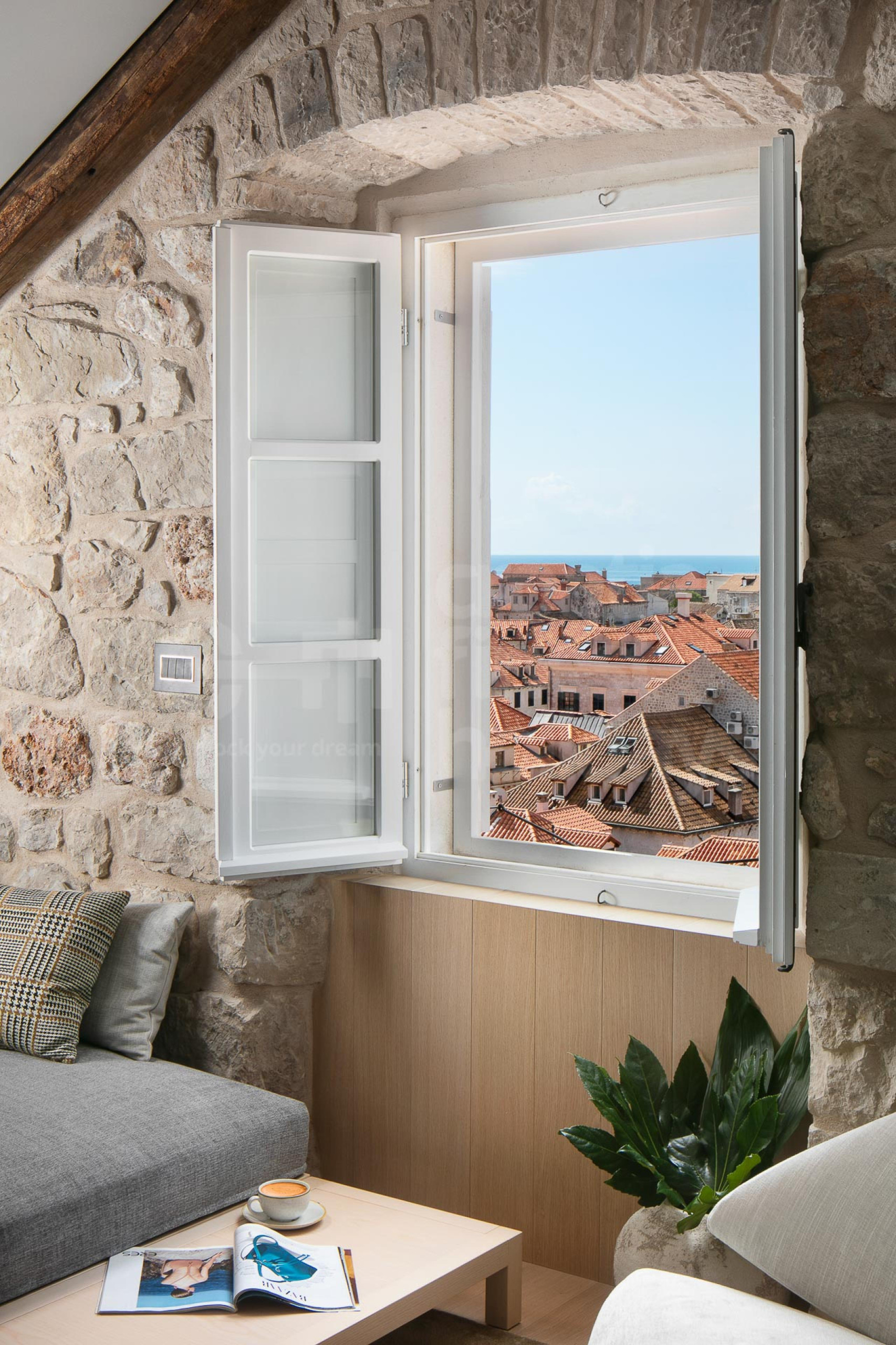 With Dubrovnik as a backdrop, Villa Lazuli offers a charming view of the old streets of the city