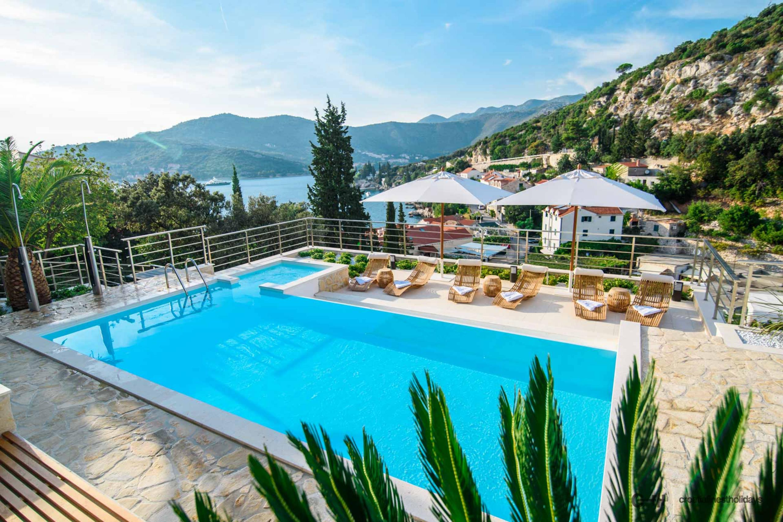 Villa Dubrovnik Earth with 5 bedrooms near Dubrovnik