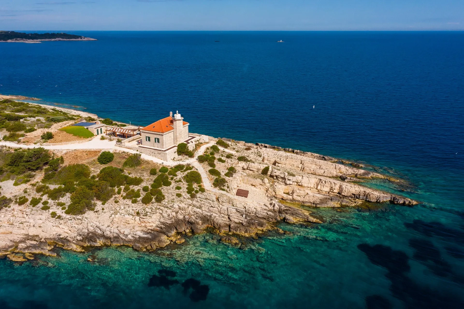 Lighthouse Villa Serenity by Croatia Finest Holidays - luxury lighthouse with jacuzzi near island Vis