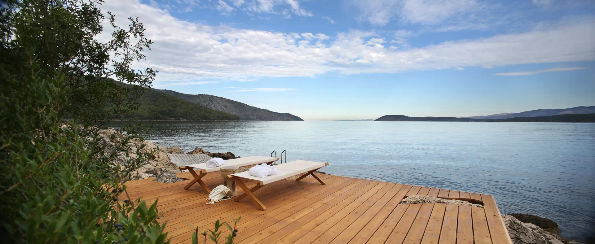 Villa Bayside Retreat by Croatia Finest Holidays – luxury villa with swimming pool, gym and sauna by the sea – island Hvar