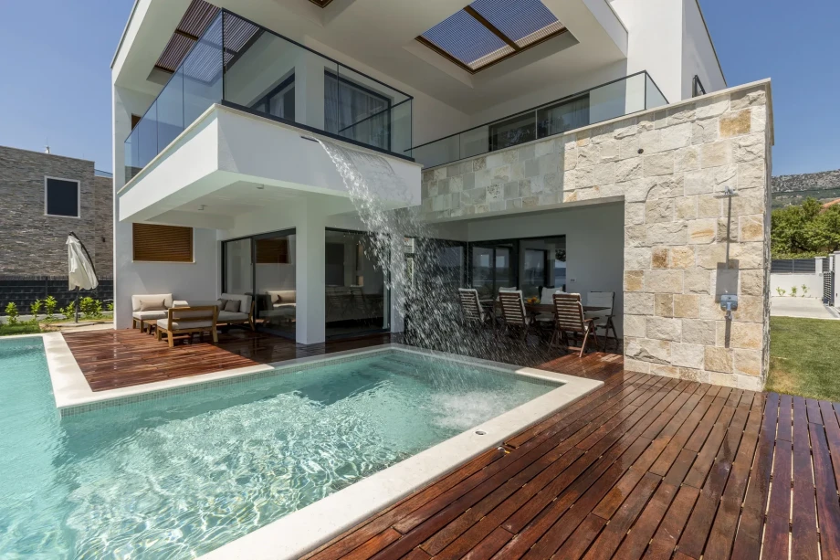 Villa Barbarella by Croatia Finest Holidays - luxury villa with outdoor swimming pool near Split