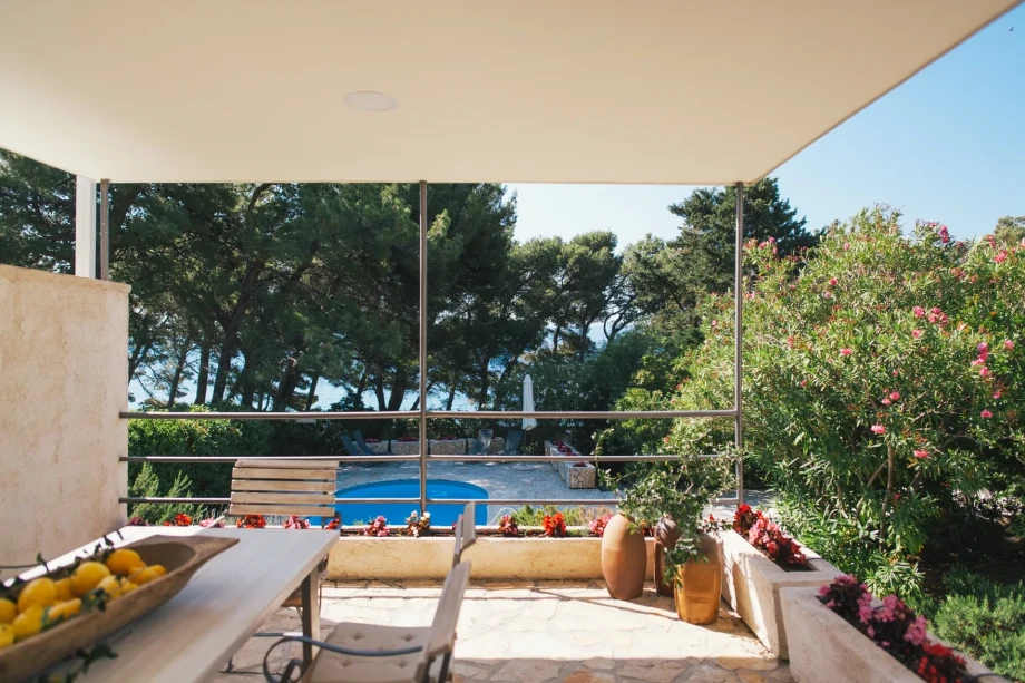 Villa Bol Retreat