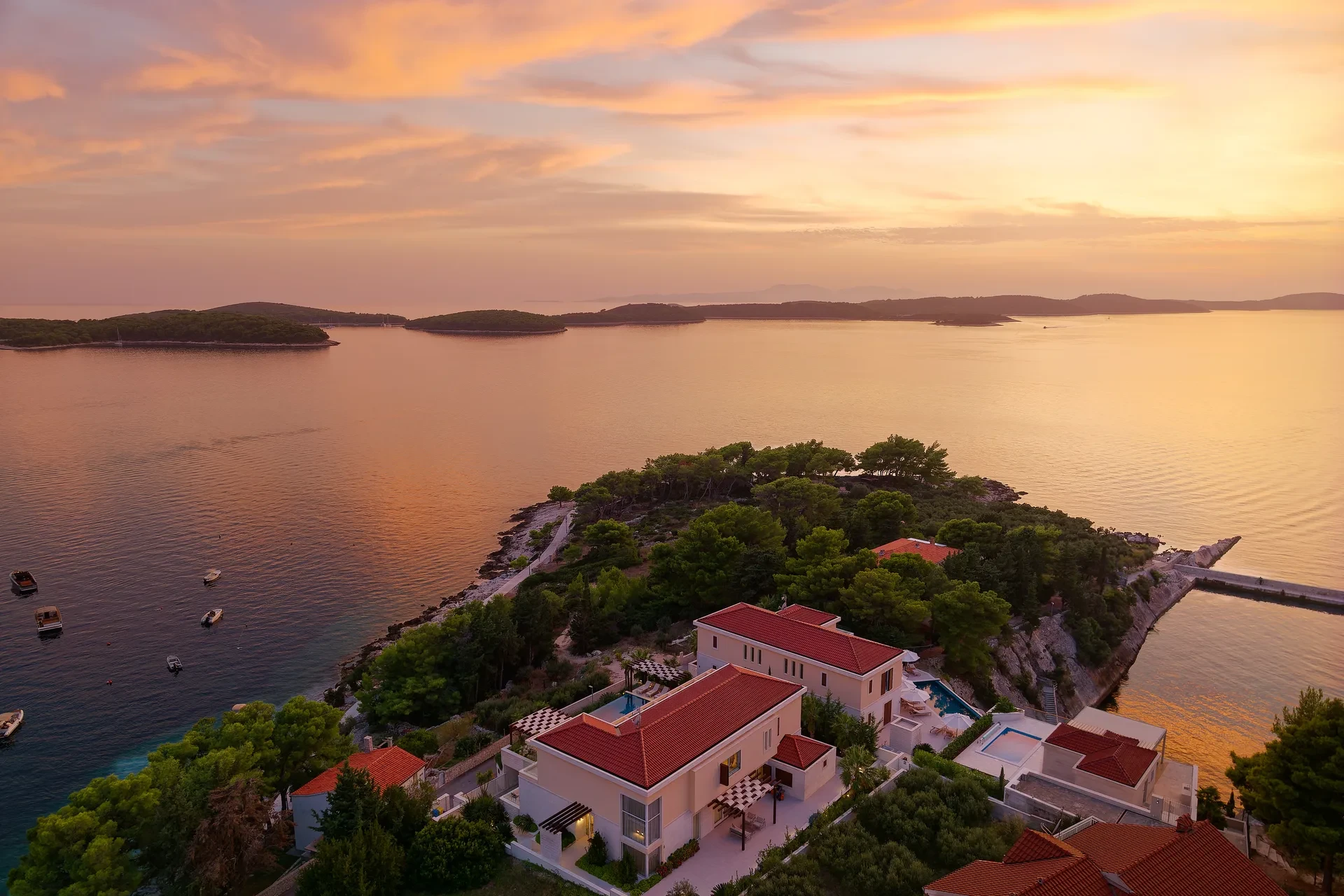 Villa Eternal Hvar East by Croatia Finest Holidays – luxury villa with swimming pool, gym and sauna by the sea – island Hvar