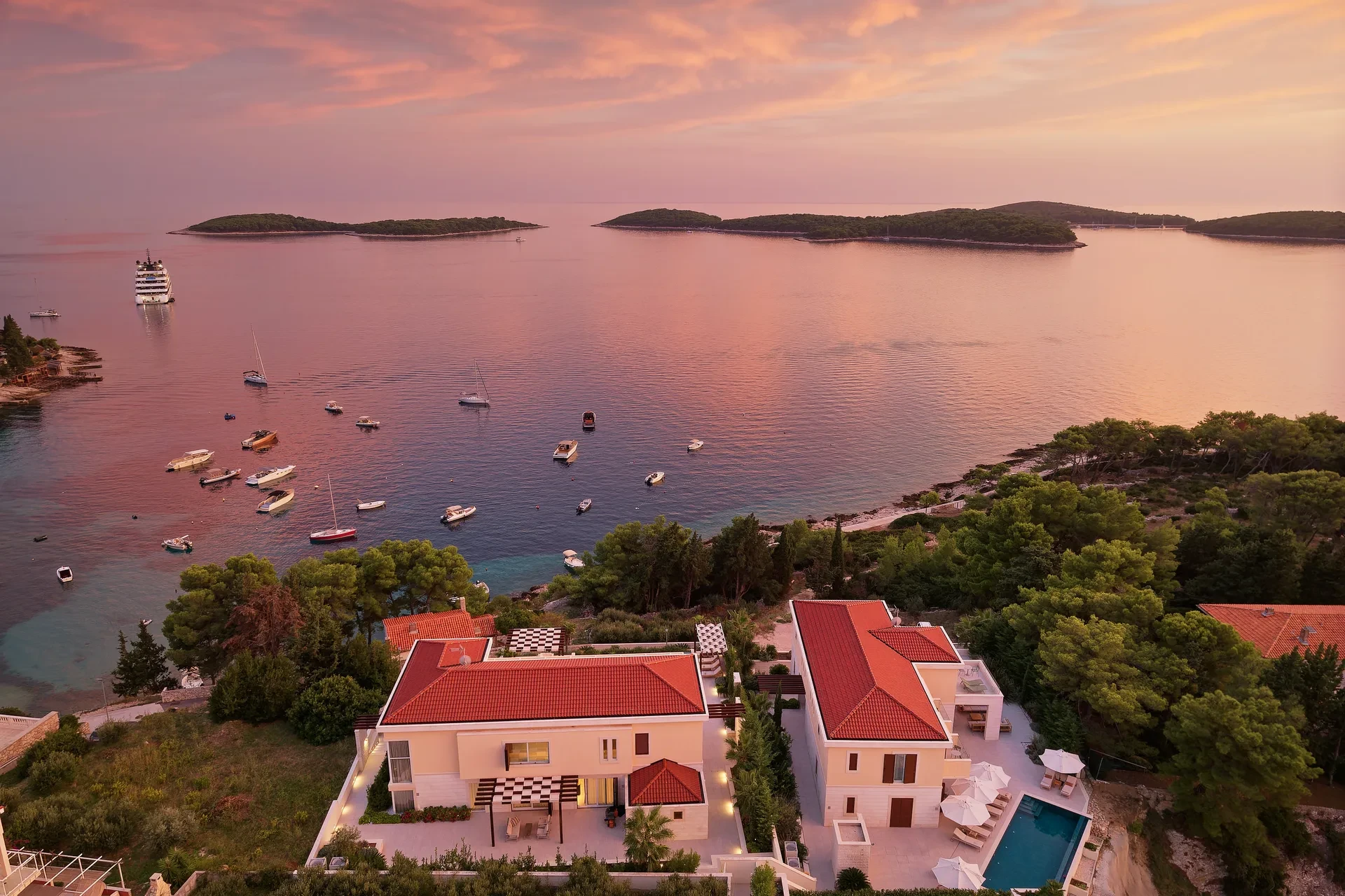 Villa Eternal Hvar East by Croatia Finest Holidays – luxury villa with swimming pool, gym and sauna by the sea – island Hvar