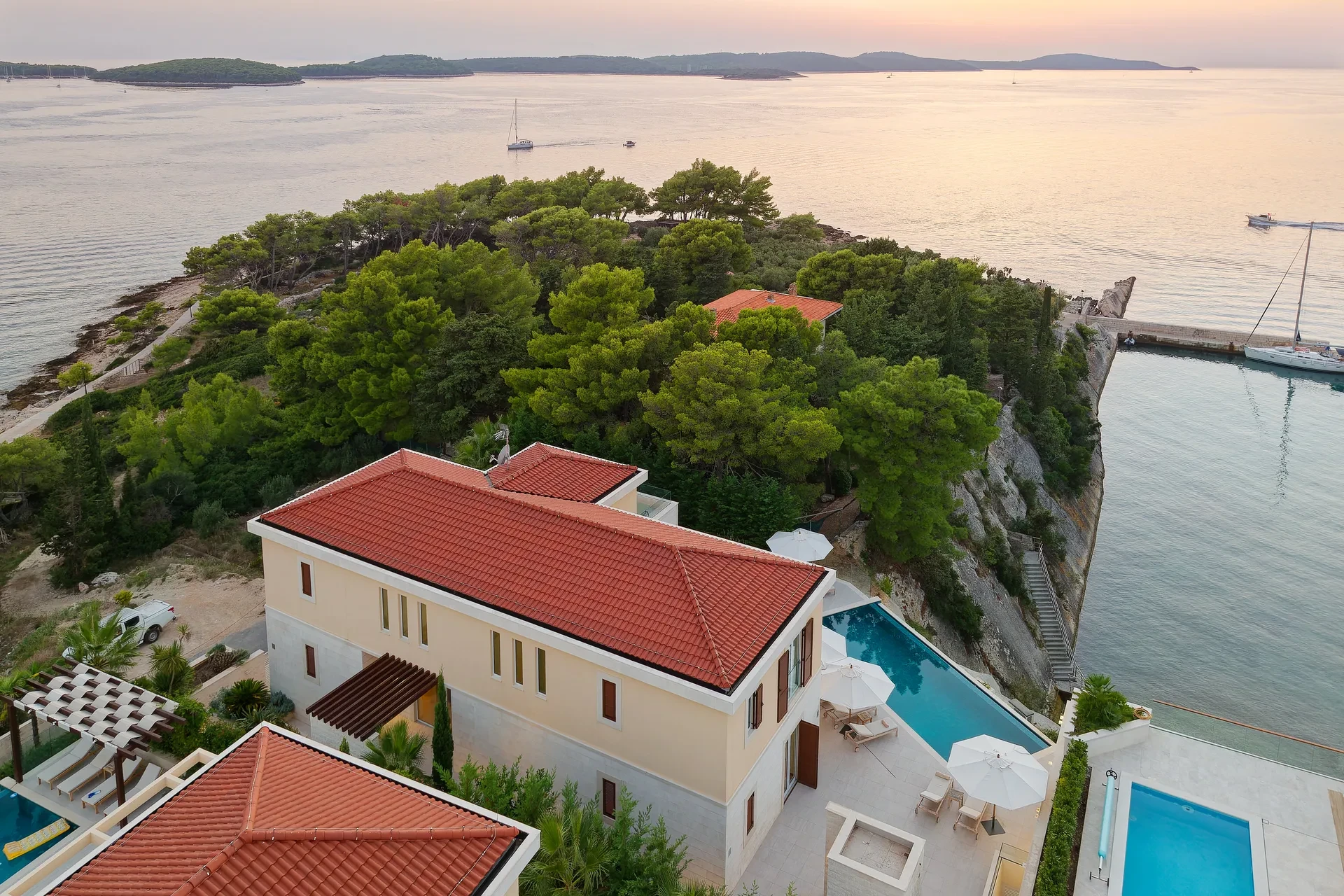 Villa Eternal Hvar West by Croatia Finest Holidays – luxury villa with swimming pool, gaym and sauna by the sea – island Hvar