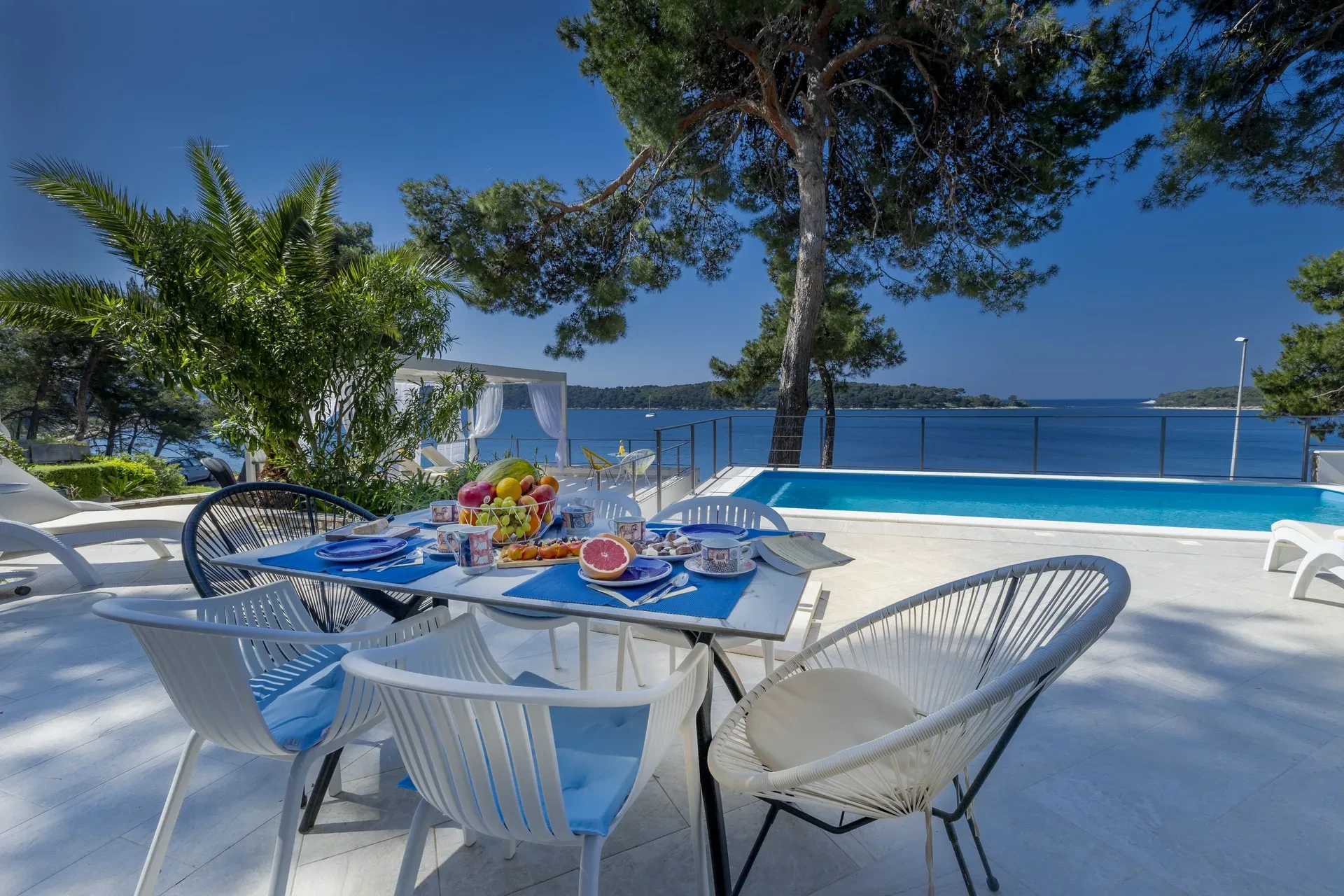 Villa Hana by Croatia Finest Holidays - waterfront villa with swimming pool on Mali Losinj