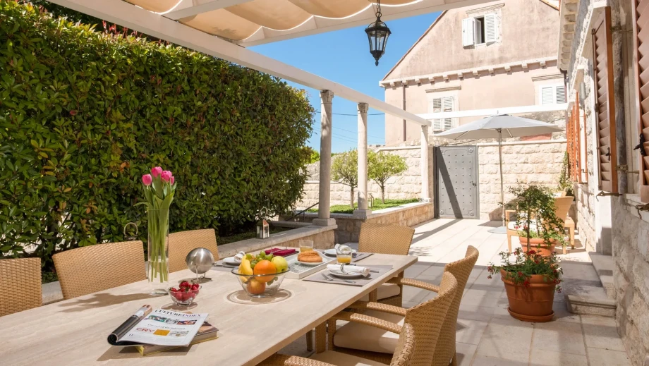 Villa Muri di Dubrovnik by Croatia Finest Holidays - heritage villa with swimming pool in town Dubrovnik