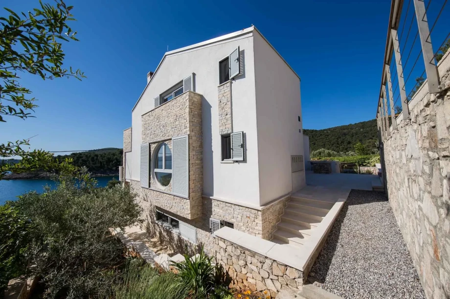 Villa Olynta by Croatia Finest Holidays - waterfront luxury villa with swimming pool on island Solta