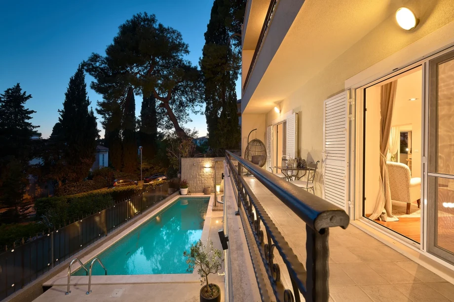 Villa Rosella by Croatia Finest Holidays - contemporary villa with pool and jacuzzy in Split city centre