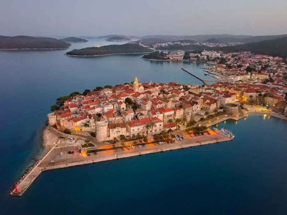 Villa Sea la Vie by Croatia Finest Holidays - waterfront modern villa with outdoor swimming pool and mooring