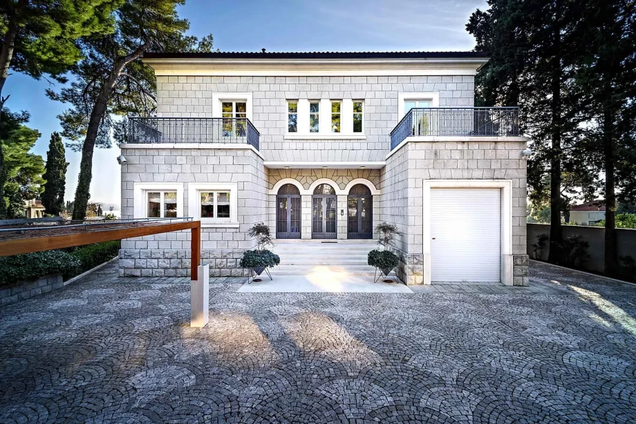 Villa Spalato Exclusive by Croatia Finest Holidays - waterfront luxury villa with outdoor swimming pool and wellness