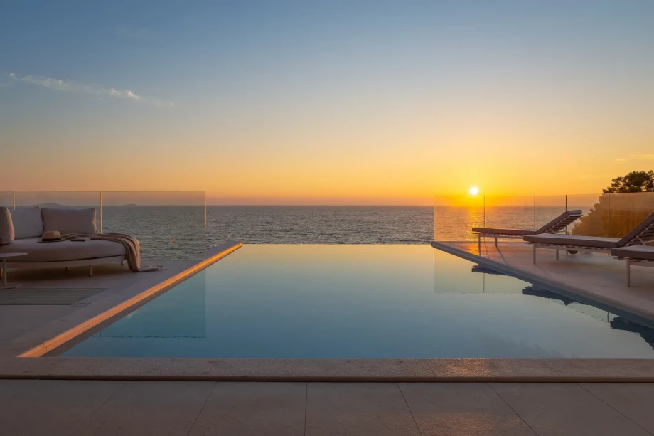 Villa White Pearl