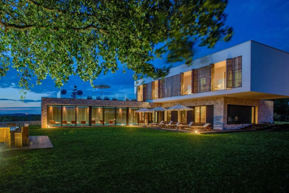 Villa Yellow Tree in Istra by Croatia Finest Holidays - luxury Villa Yellow Tree with indoor pool in countryside