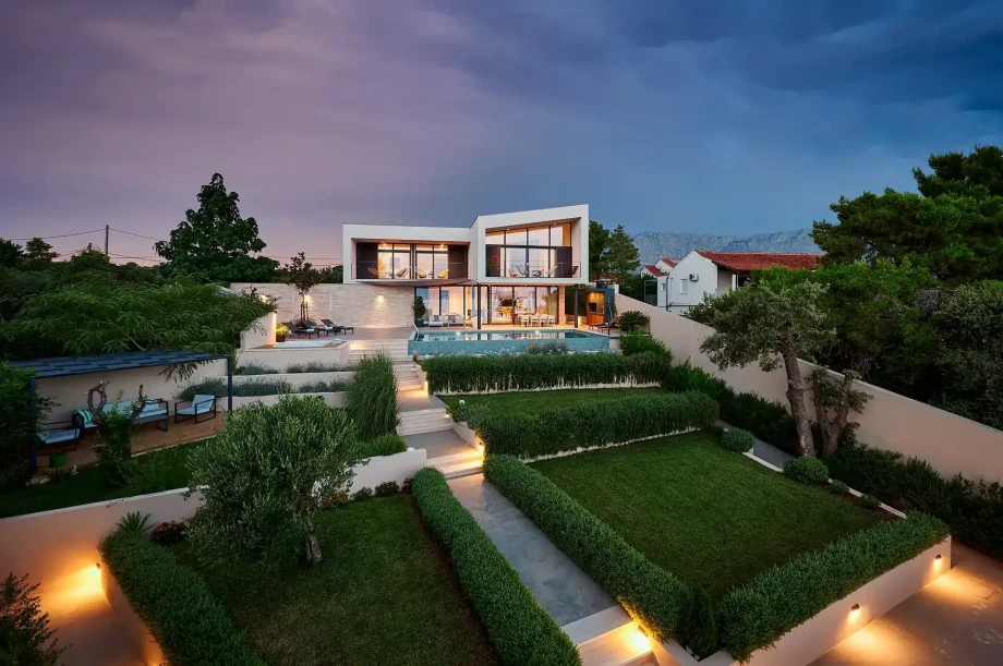 villa-katina-residence-beachfront-luxury-hvar