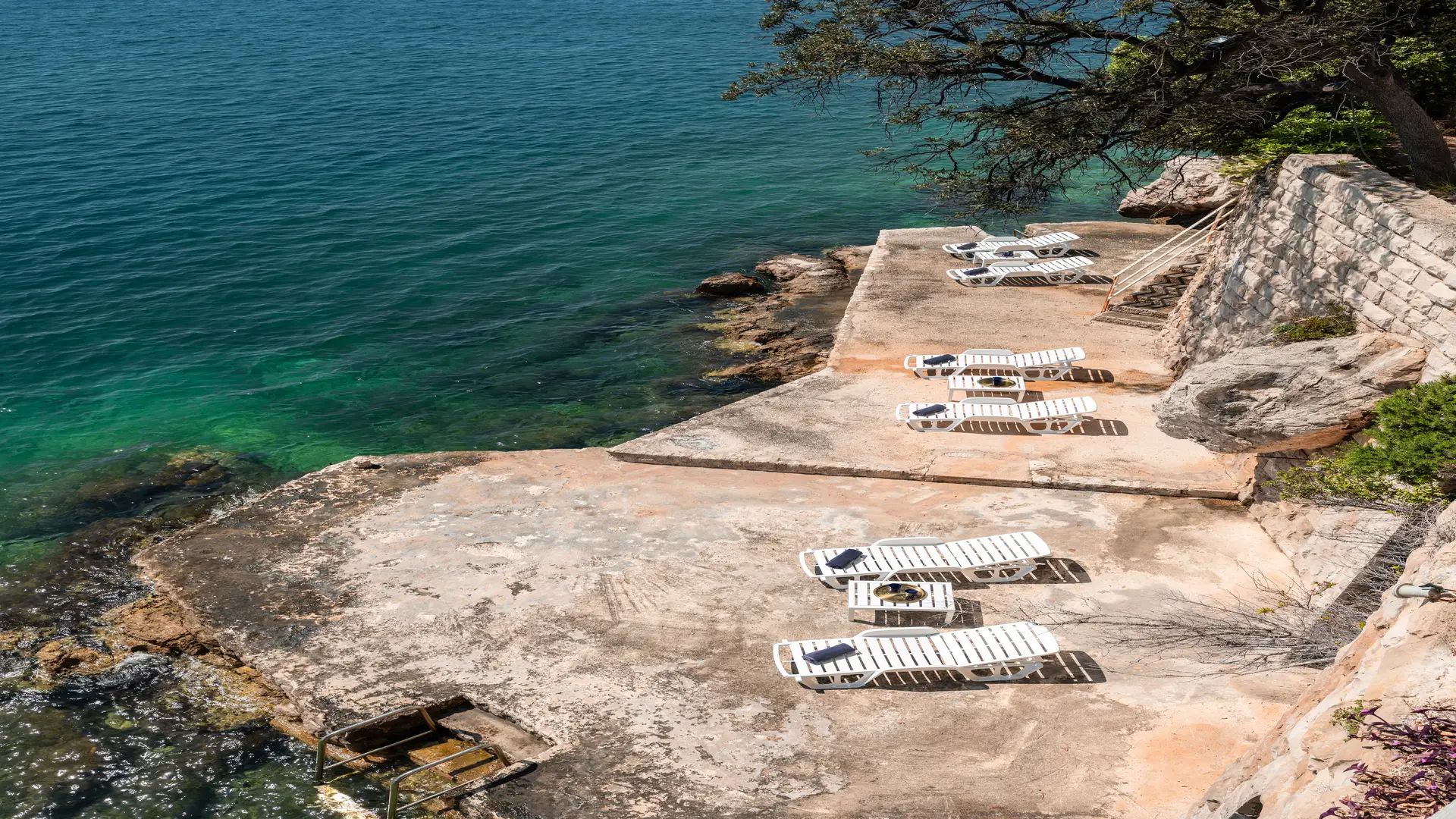 Villa Mey's Place by Croatia Finest Holidays - waterfront luxury villa with swimming pool in Dubrovnik