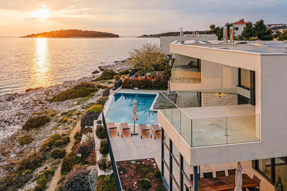 Villa Precious